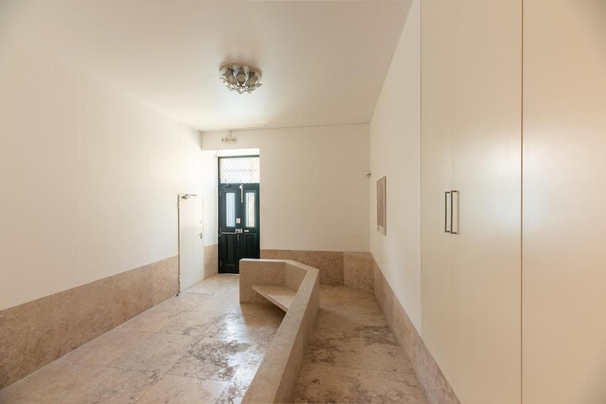 Liberdade Great Bright With Ac Elevator Garage Apartment *