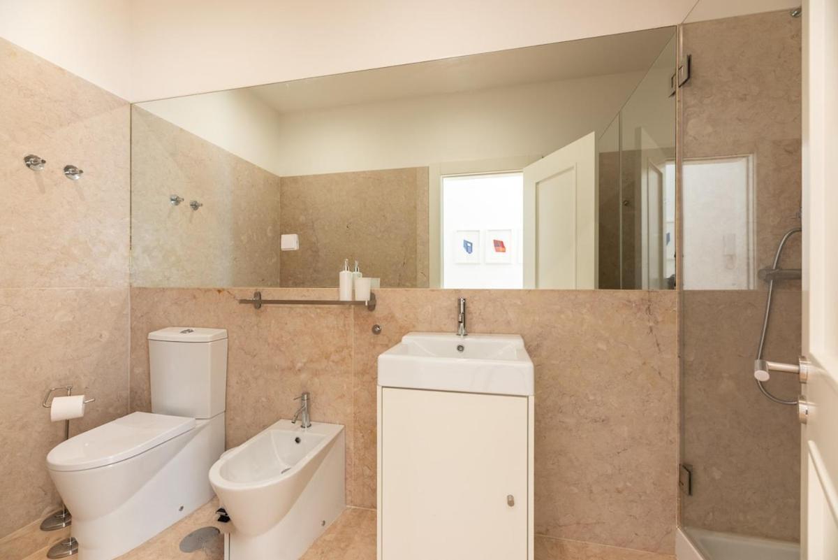Liberdade Great Bright With Ac Elevator Garage Apartment