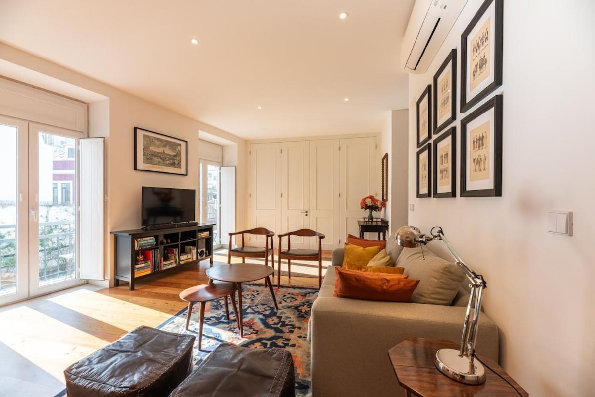 Liberdade Great Bright With Ac Elevator Garage Apartment *